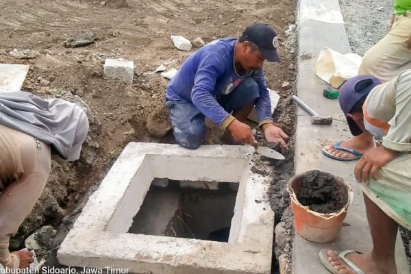 Pekerjaan_Drainase_Saluran_Tutup_Bak_Kontrol_Tanam_Citraland_Citra_Garden_Sidoarjo_Lakeside_New_Development